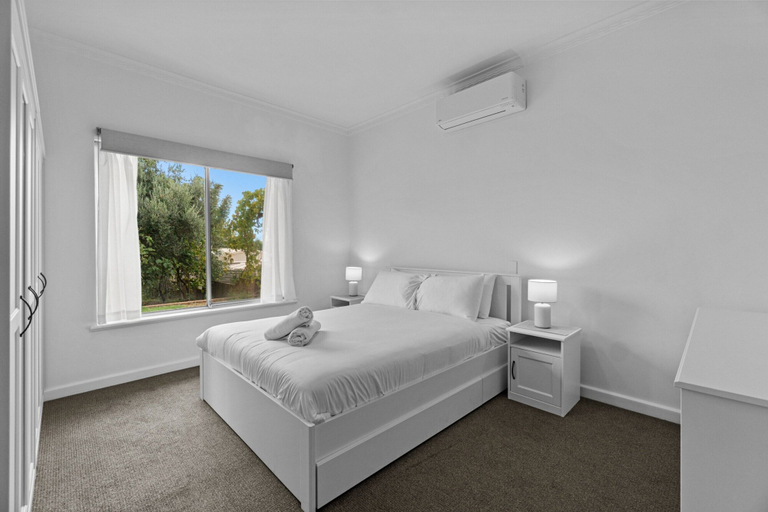 Room 2, Spacious 3-bed Home in Payneham South, Adelaide