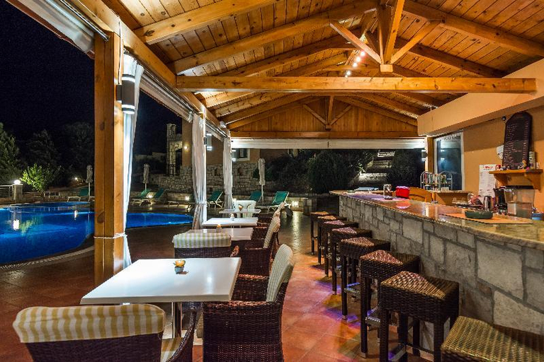 Food & Drinks 5, Pilot's Villas Luxury Suites, Crete