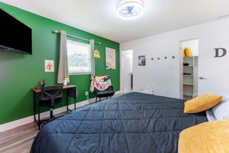 Room 5, Anime House, Orange