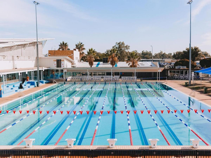 Sport & Beauty 3, Townhouse Hotel, Wagga Wagga - Pt A