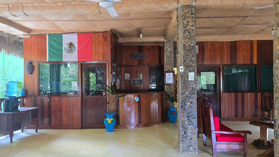 Public Area, Hotel Nueva Alianza, La Libertad