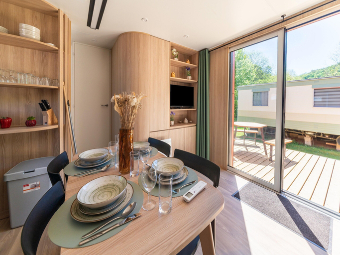 Dining 3, Sagittaire Mobile Home, Namur