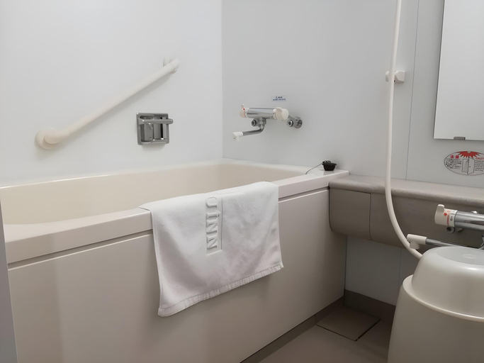 Bathroom 4, Meitetsu Inn Chitahandaeki, Handa