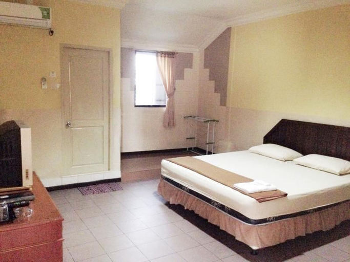 Bedroom 3, Hotel Queen, Pontianak