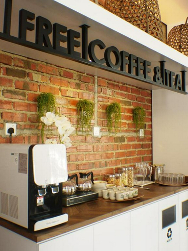 Food & Drinks 4, Hako Hotel Tun Aminah, Johor Bahru