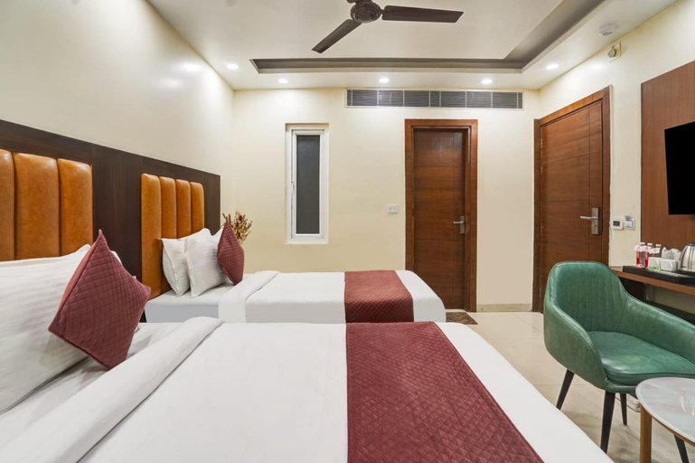 Bedroom 2, Hotel Aerotech Near Delhi Airport, Delhi