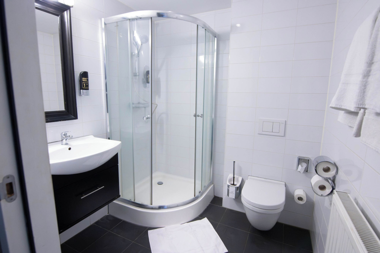 Bathroom 4, Hotel Gulpenerland - digital check-in, key by email or SMS, Gulpen-Wittem