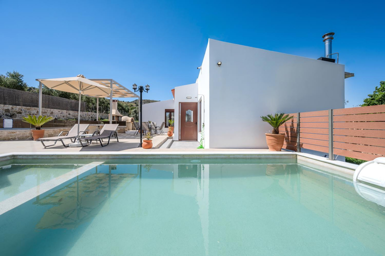 Others 5, Altura, one storey private villa, Crete