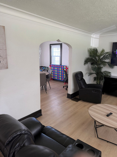 Interior 5, Regency Retreat, Niagara