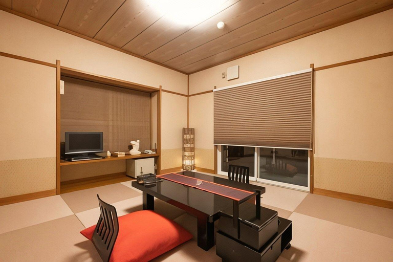 Others 4, Rurika, Izu