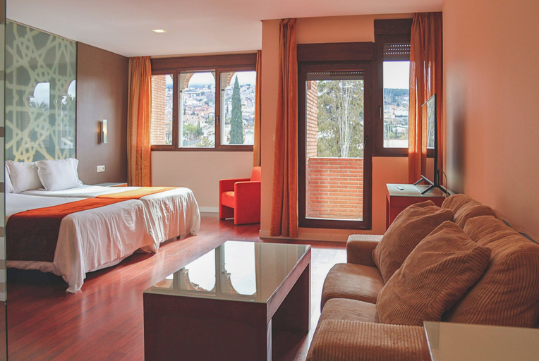 Bedroom 3, Hotel Granada Palace, Affiliated by Meliá, Granada