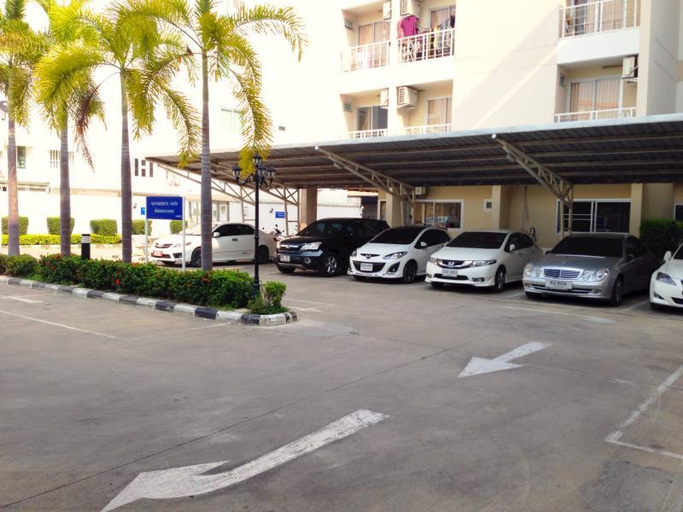 Exterior 4, Baanbudsarin Apartment, Muang Sing Buri