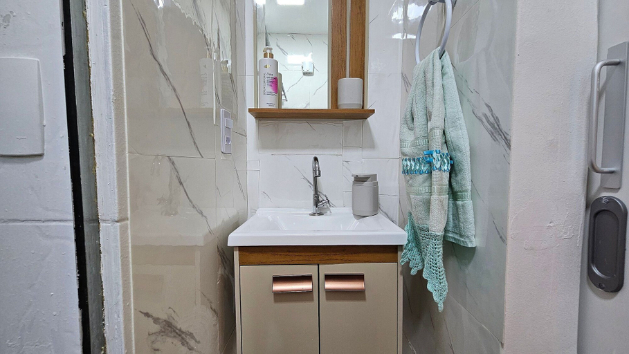 Bathroom 3, Estúdio Aconchegante Praia de Botafogo, Rio de Janeiro