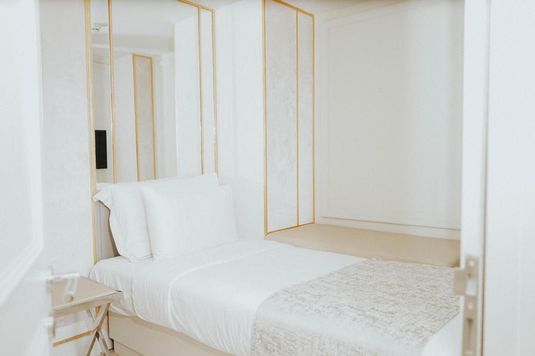 bedroom 12