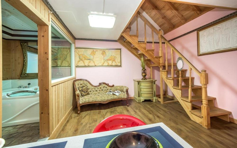 Bedroom 3, Gapyeong Aqua Valley Poolvilla, Gapyeong