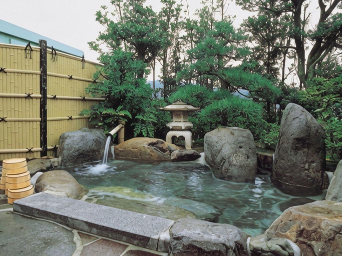 Others 1, Ryofuan, Tottori