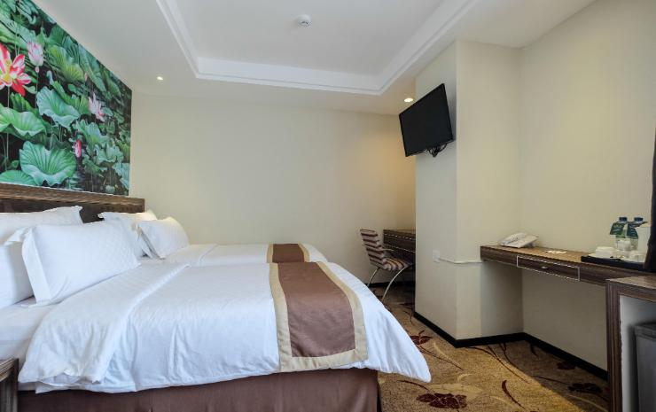 bedroom 5