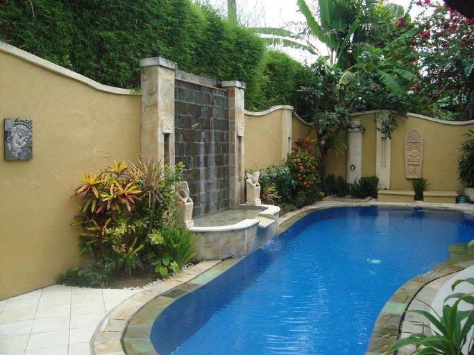 Sport & Beauty 3, Bali Emerald Villas, Denpasar