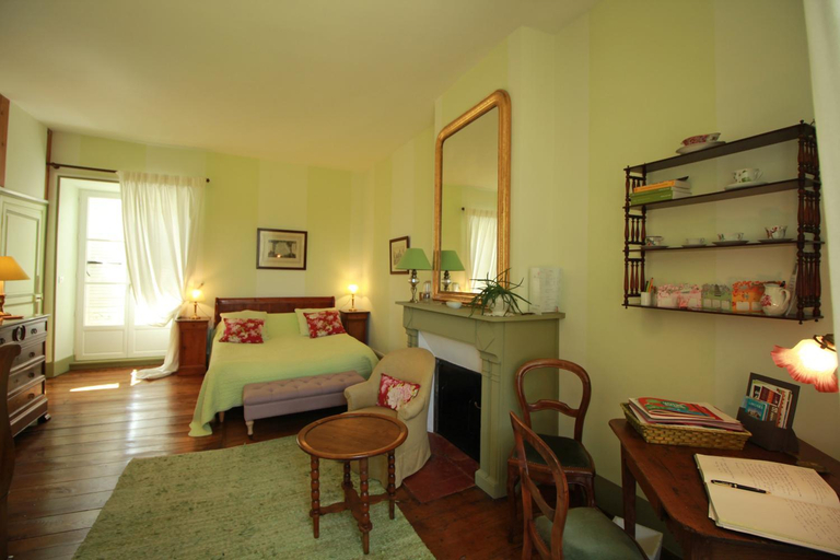 Bedroom, Le Masbareau, Chambre et Table d'Hotes de Charme, B&B, Haute-Vienne