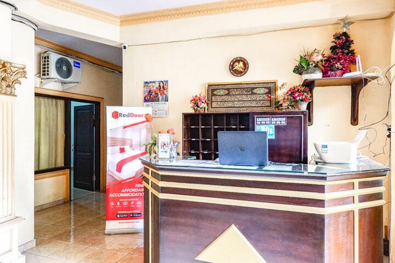 Others 4, RedDoorz near Mall Ciputra World Surabaya, Surabaya