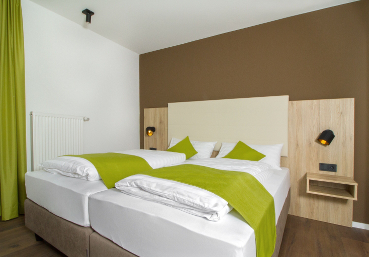Bedroom 4, Living Hallertau, Freising