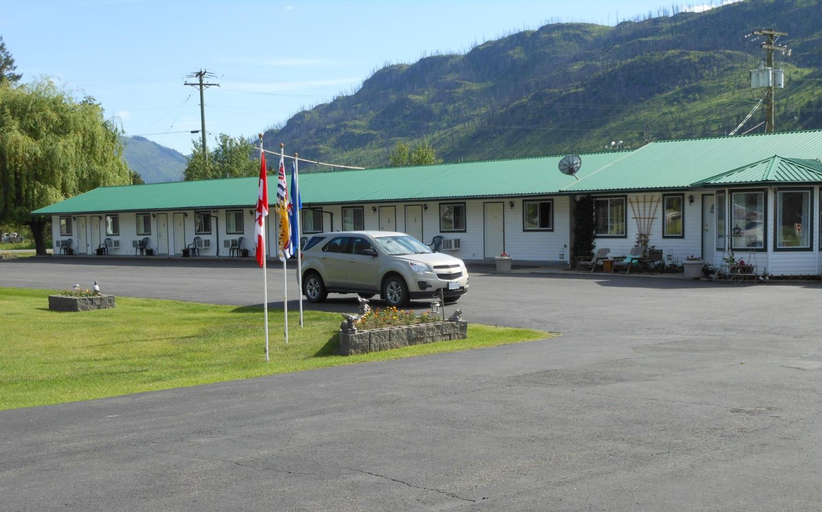 Exterior & Views 1, Mountain Springs Motel & RV Park, Thompson-Nicola