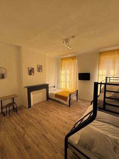 Room 5, Nuitéa Résidence, Bouches-du-Rhône