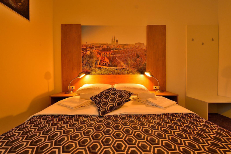 Bedroom 3, Hotel Orient Express, Zagreb