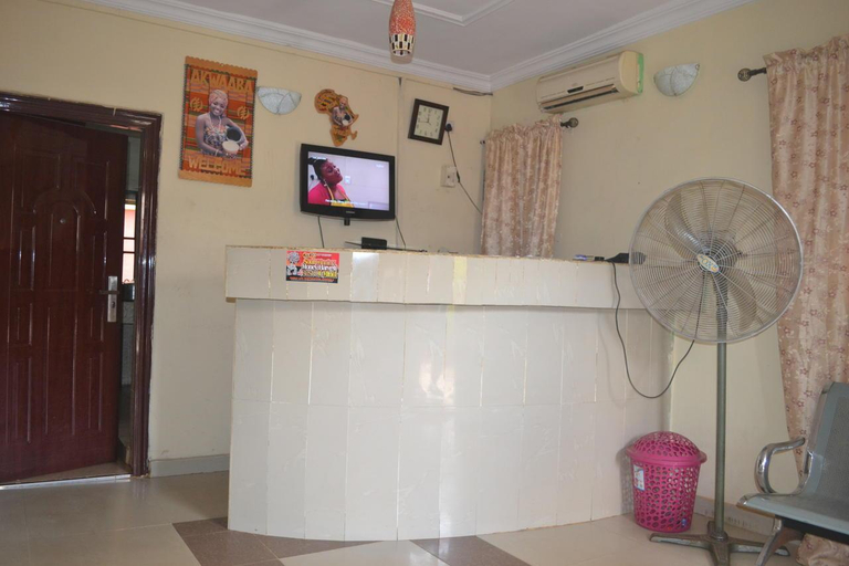 Public Area 2, Kings Crown Hotel, Alimosho