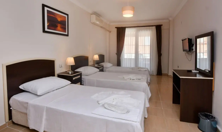 Bedroom 3, Altinkum Konaklari, Marmara