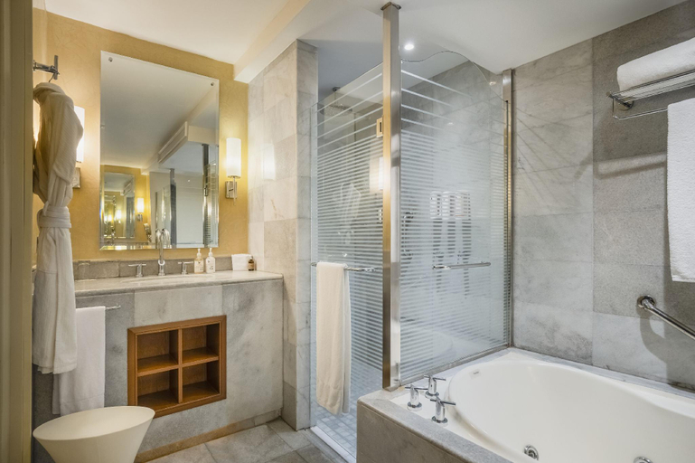 Bathroom 5, JOIA Rose Hall by Iberostar - Adults Only All Inclusive Resort