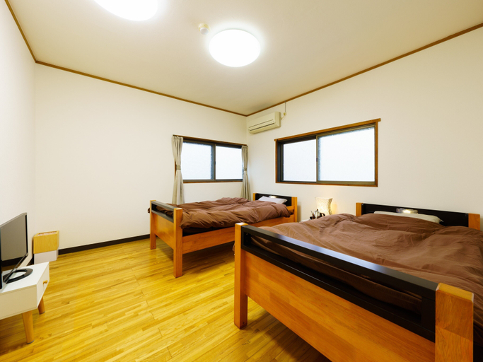 Bedroom 4, Kotobukiya Ryokan, Ureshino