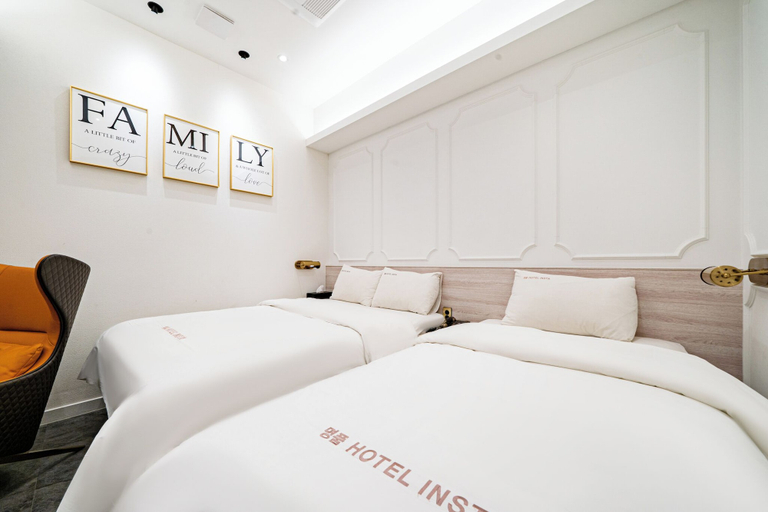Room 2, Instar Hotel, Suwon