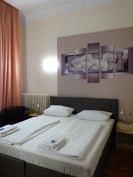 Guestroom 2, Hotel Pension Elegia am Kurfürstendamm, Berlin
