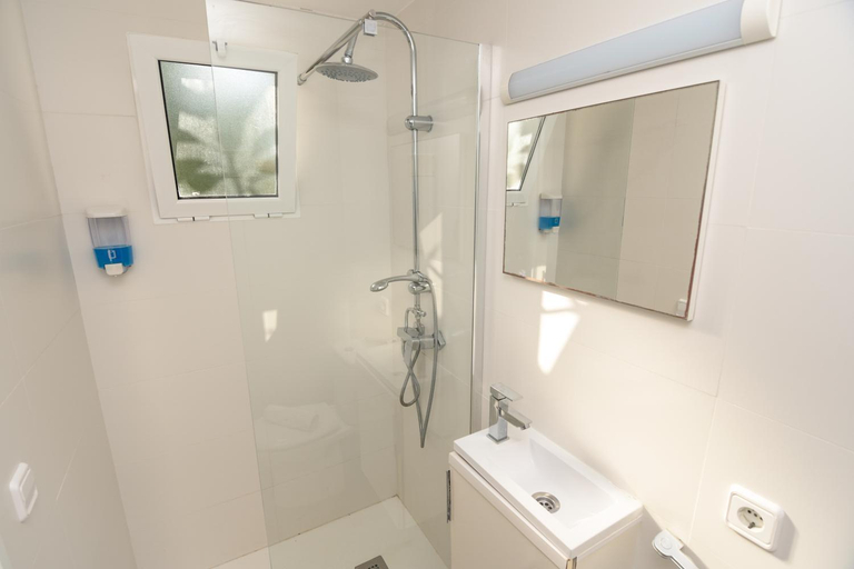 Bathroom 2, Home D'or, Baleares