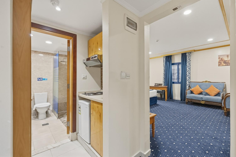 Bedroom 3, Amjad Al Deafah Hotel, Makkah