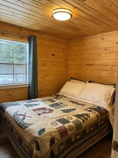 Bedroom 2, Glacier Haven Inn, Flathead