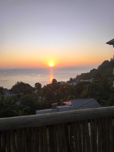 Exterior & Views 2, Sunset View Self Catering