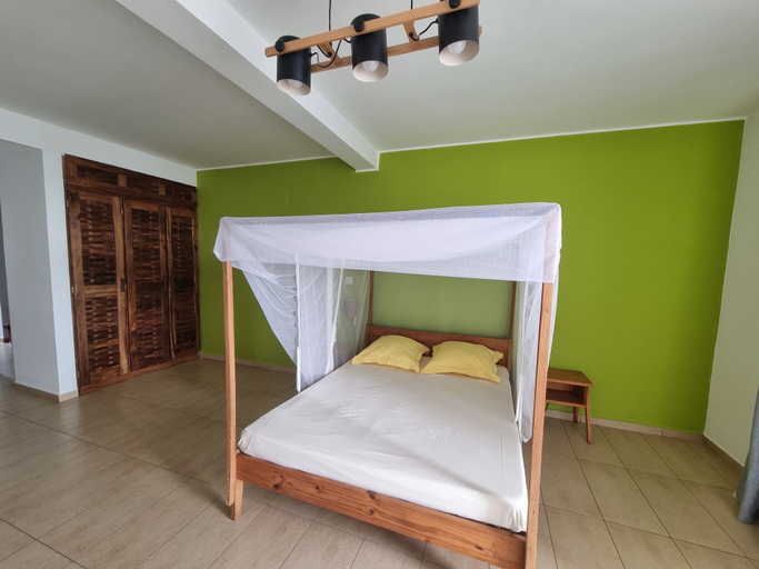 Bedroom 2, Marina Hotel Ambatoloaka, Diana