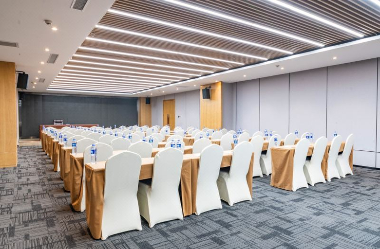 Others 3, Excel Hotel, Xining