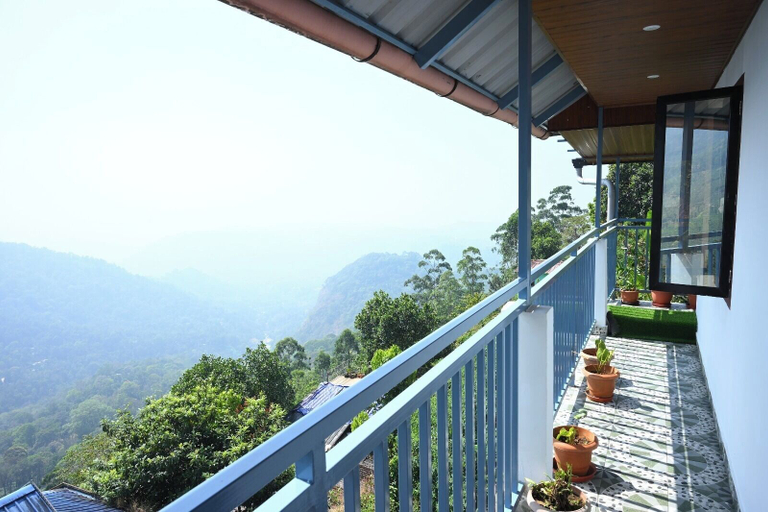 Property grounds 5, Jyothys Bhavan Homestay, Idukki
