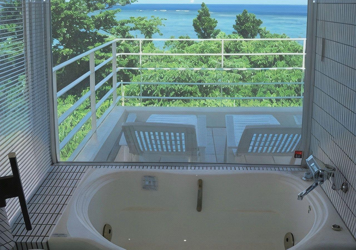 Sport & Beauty, Hills Yamabare, Ishigaki