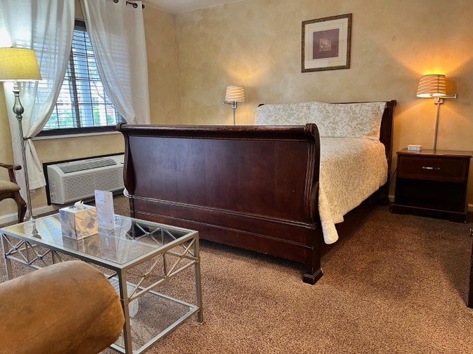 Others 3, The Mount Vernon Inn, Knox