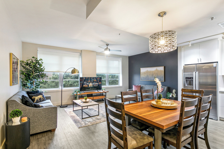 Food & Drinks 4, California 1BR Condo - Chic & Cozy, Orleans
