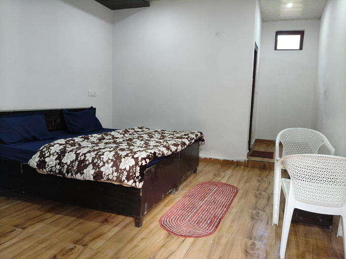Bedroom 2, Omji - Swastik Kharsali, Uttarkashi