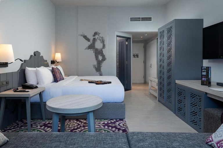 bedroom 25