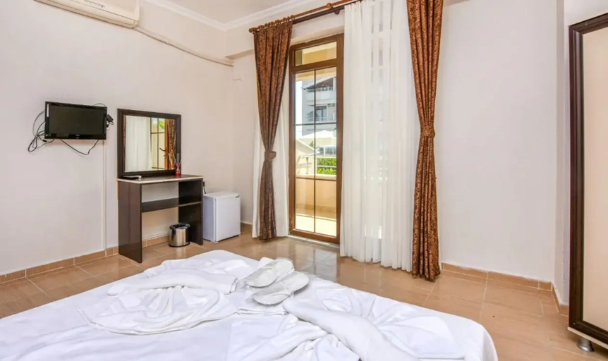 Bedroom 3, Altinkum Konaklari, Marmara