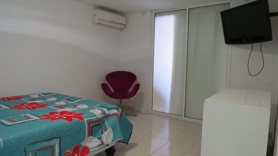Room 3, rumba y salsa accommodation, Santiago de Cali