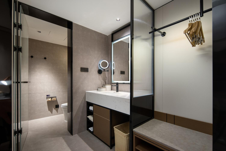 Bathroom 2, Atour Hotel Sanya Bay Fenghuang Road, Sanya