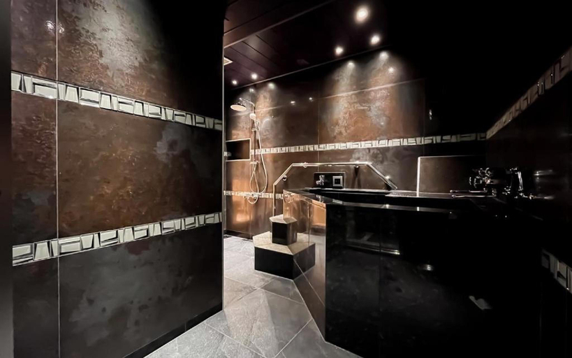 Bathroom 3, HOTEL KABUKI, Shinjuku